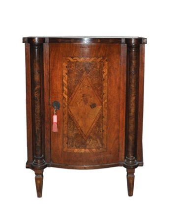 Anonym/Anonimo Piccolo armadio intarsiato, prima metà del XIX sec.;Legno, H....