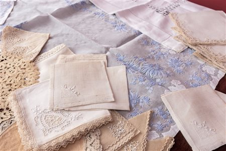 Lotto di biancheria da tavola