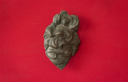 rif.2/256 Figura femminile in terracotta, firmata Ruffo Giuntini