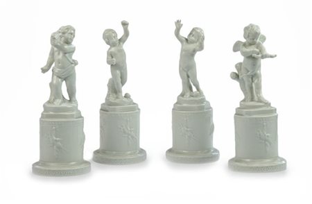 Quattro putti giocosi in porcellana bianca, Ginori Capodimonte
altezza cm 15