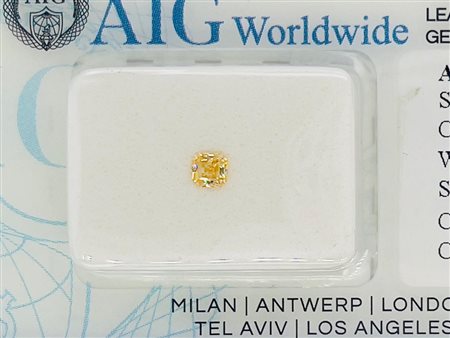 DIAMANTE 0,14 CT COLORE FANCY GIALLO ARANCIATO PUREZZA SI1 - TAGLIO RADIANTE...