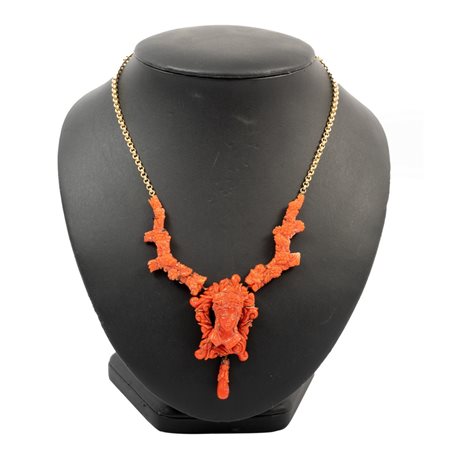 COLLANA in corallo rosso riccamente lavorato