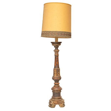 MANIFATTURA ITALIANA DEL XIX SECOLO, Candeliere in legno