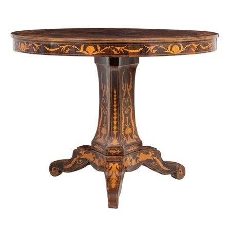 EBANISTERIA SICILIANA XIX SECOLO
Tavolo da centro Carlo X