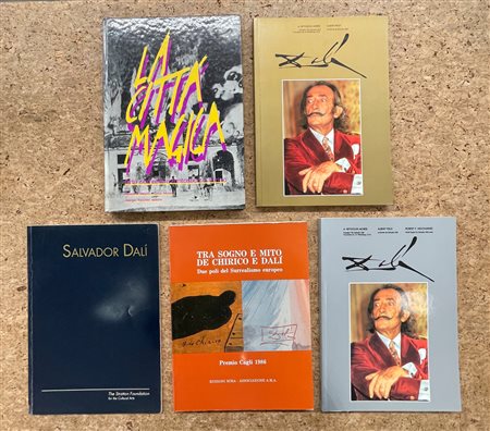 SALVADOR DALÌ E IL SURREALISMO - Lotto unico di 5 cataloghi