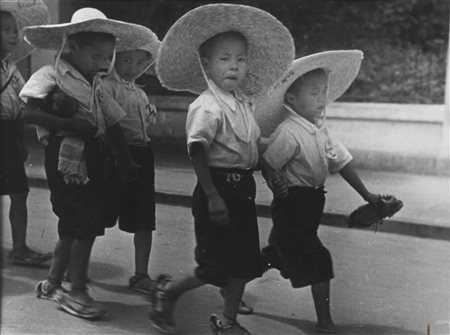 ROBERT CAPA
Hankow's War Orphans are Evacuated, 1938