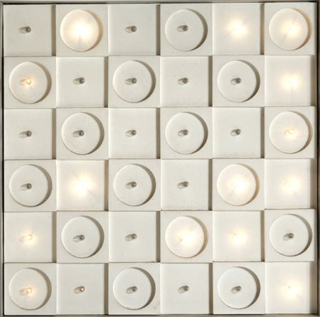 DURANTE MARIANO (-) 36 carre en cercle en vitesse scatola di legno dipinto...