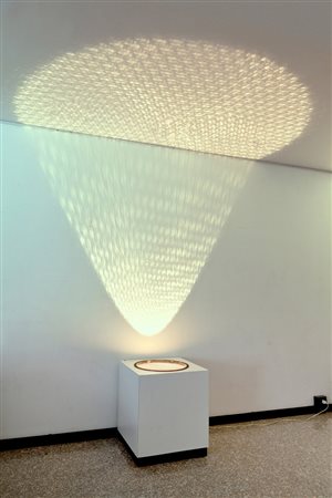 ALBERTO BIASI (1937-) Proiezione di luce e ombre 1961 scatola in compensato...