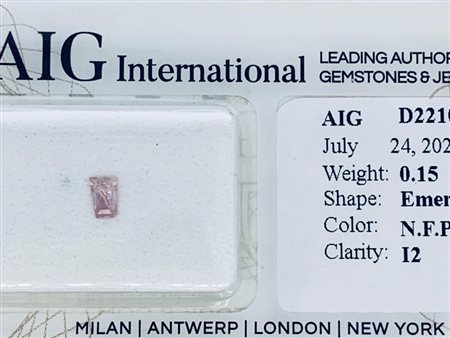 DIAMANTE 0,15 CT COLORE FANCY ROSA PUREZZA I2 - TAGLIO SMERALDO - CERTIFICATO...