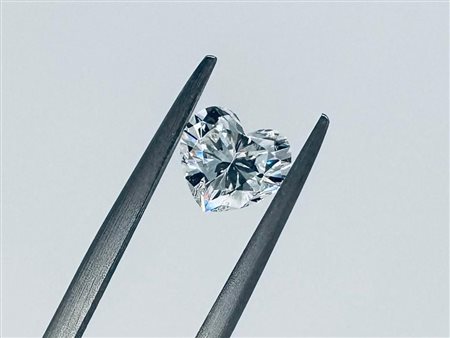 DIAMANTE 1,16 CT COLORE G - PUREZZA VS2 - TAGLIO CUORE - CERTIFICATO WGI -...