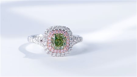 ANELLO IN ORO BIANCO 18K 4.44 GR DIAMANTE CENTRALE 1.00 CT VERDE GIALLOGNOLO...