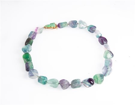  
Collana in oro e fluorite 
 Lunghezza cm 57