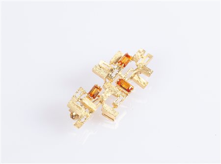  
Spilla in oro e quarzi 
 cm. 4,5 x 2