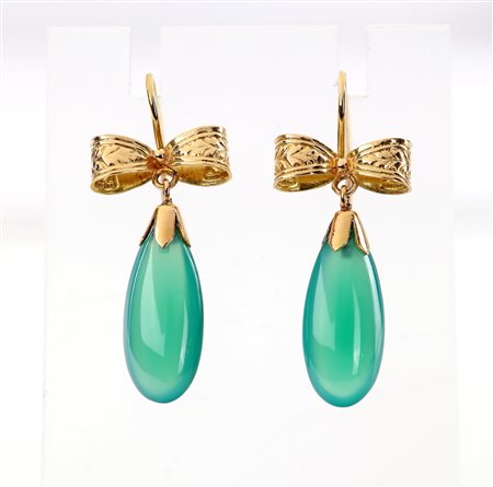  
Orecchini in oro e crisoprasio 
 cm 3