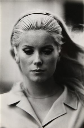 FRANCO PINNA (1925-1978) Catherine Deneuve anni '50 stampa ai sali d'argento...