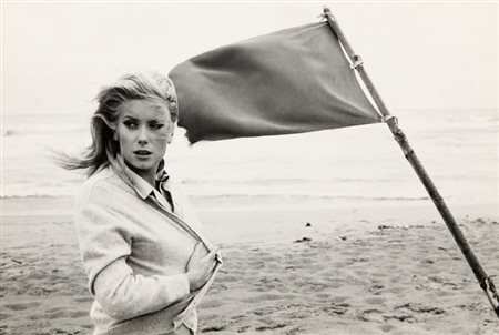 FRANCO PINNA (1925-1978) Catherine Deneuve anni '50 stampa ai sali d'argento...