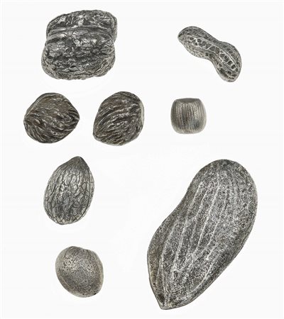 M. Buccellati. Lotto frutta secca composto da otto oggetti