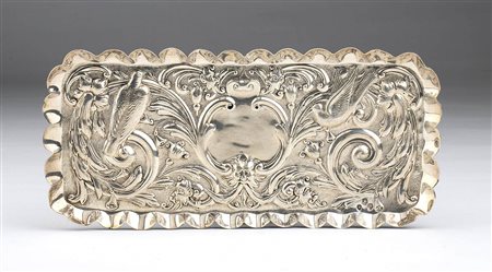 Vassoietto vittoriano inglese in argento - Londra 1891, argentiere WILLIAM COMYNS