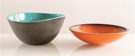 GUERRINO TRAMONTI (Faenza 1915 - 1992) Lotto composto da un vaso e un piatto...