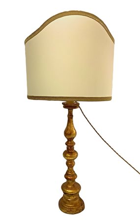Lume in legno dorato con ventola in stoffa, Primi 20° secolo