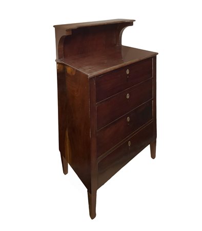 Cassettoncino con alzata in legno di mogano con quattro cassetti e piede troncopiramidale, Fine 19° secolo