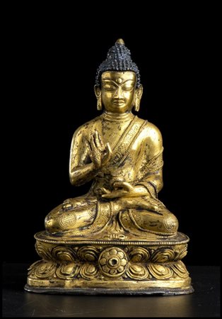 BUDDHA IN BRONZO DORATO
sino-tibetano, XIX-XX secolo
