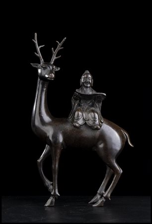 SAGGIO SU CERVO IN BRONZO
Cina, XIX secolo