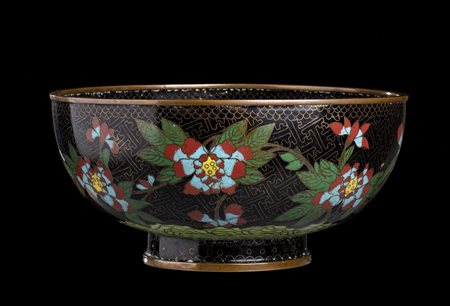 CIOTOLA IN METALLO CON SMALTI CLOISONNÉ


Cina, XX secolo