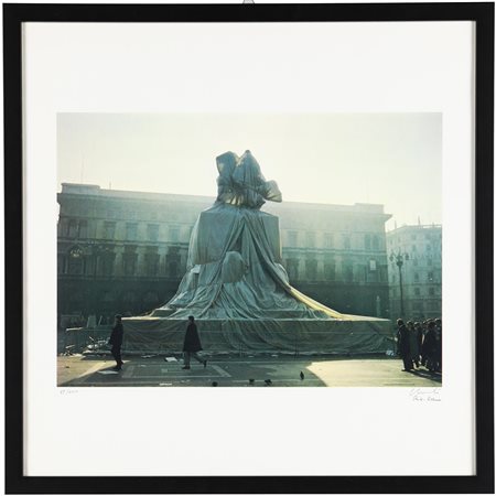 Christo (Gabrovo, 1935 - New York, 2020) Wrapped Monumento to Vittorio...