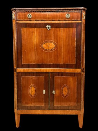 SECRETAIRE