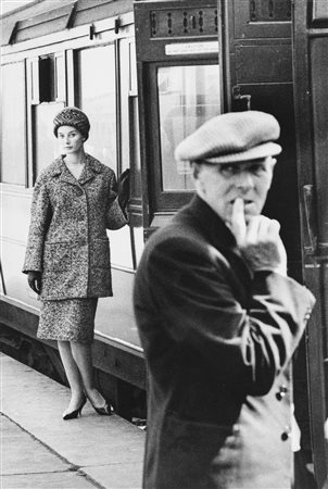 Jean-Loup Sieff (1933-2000)  - Senza titolo, 1960s