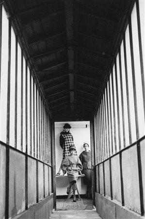 Jean-Loup Sieff (1933-2000)  - Senza titolo, 1960s