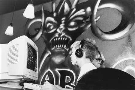 Alain Volut (1954)  - Creature, infanzie europee, 1999