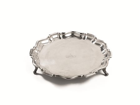 Salver, CittÃ di Sheffield, sec. XX, in argento, bordo sagomato, poggiante su...