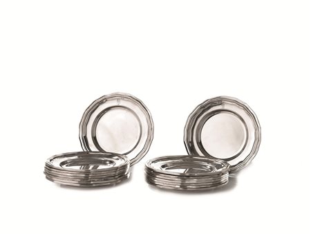 Otto piattini da pane, Miracoli, in argento, en suite con il lotto...