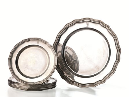 Vassoio circolare, Miracoli, sec. XX, in argento, en suite con i lotti...