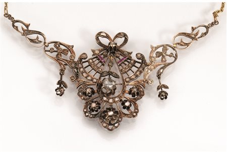 Pendente, fine sec. XVIII, in oro a basso titolo, diamanti e rubiniformato da...