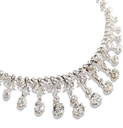 Collana girocollo in oro bianco, oro giallo e diamantirealizzata come una...