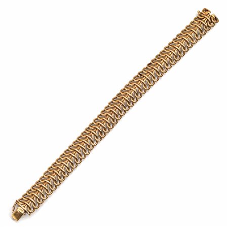 Bracciale in oro giallolavorato a nastro con cordonetti intrecciati, punzone...