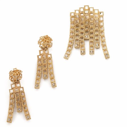 Demi-parure in oro giallo, oro bianco e diamanti composta di paio di...