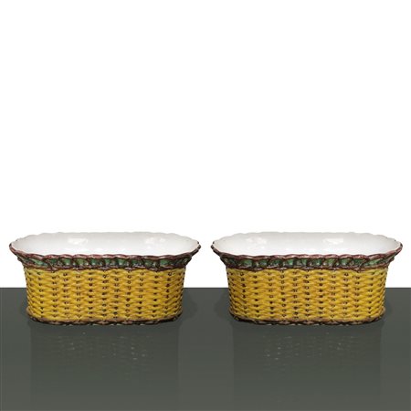 Coppia di vasi a cesto, Fine 19° Secolo