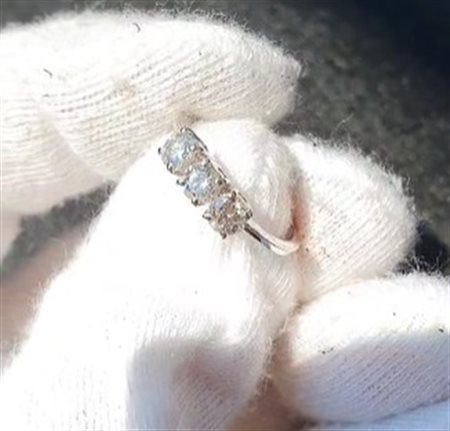 ANELLO TRILOGY 0.65 CT TOTALI