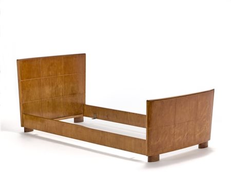 Osvaldo Borsani Letto singolo in legno massello e impiallacciato in radica a riq