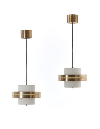 Lamter Coppia di lampade a sospensione modello "777". Milano, anni '60. Vetro e