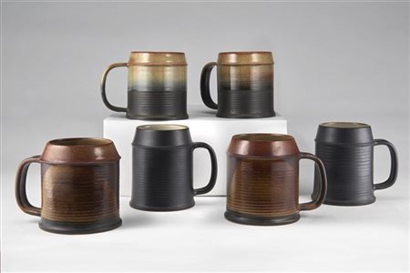 Nanni Valentini Tre coppie di boccali in terracotta smaltata. Manifattura Cerami