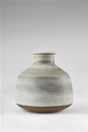 Nanni Valentini Vaso in terracotta smaltata bianca. Manifattura Ceramiche Arcore