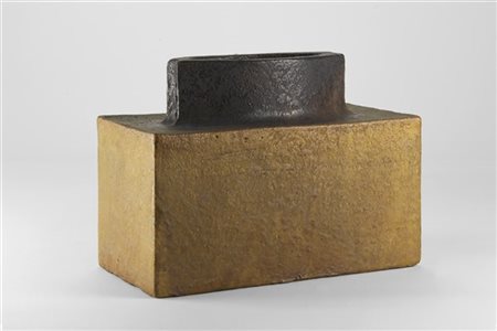 Marcello Fantoni Vaso di forma squadrata in terracotta smaltata nei toni dell'oc