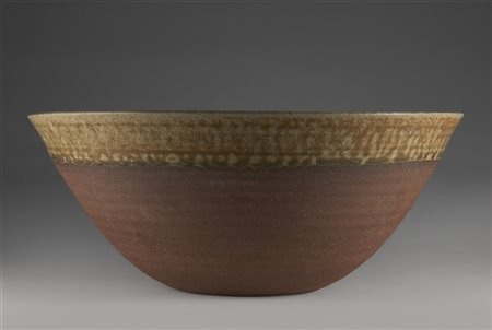 Nanni Valentini Centrotavola lavorato al tornio in terracotta smaltata verde. Pr