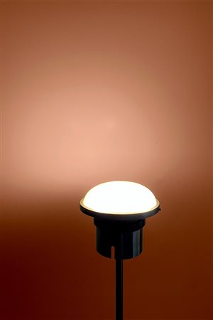 Artemide, Sergio Mazza, lampada "Tau" per Artemide