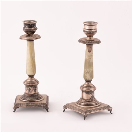    COPPIA DI CANDELIERI IN ARGENTO E ONICE 